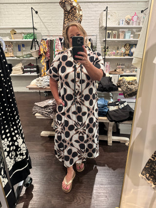 Entro Printed Short Sleeve Midi Dress
