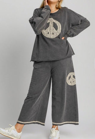 Mineral Wash Peace Applique Top-Umgee